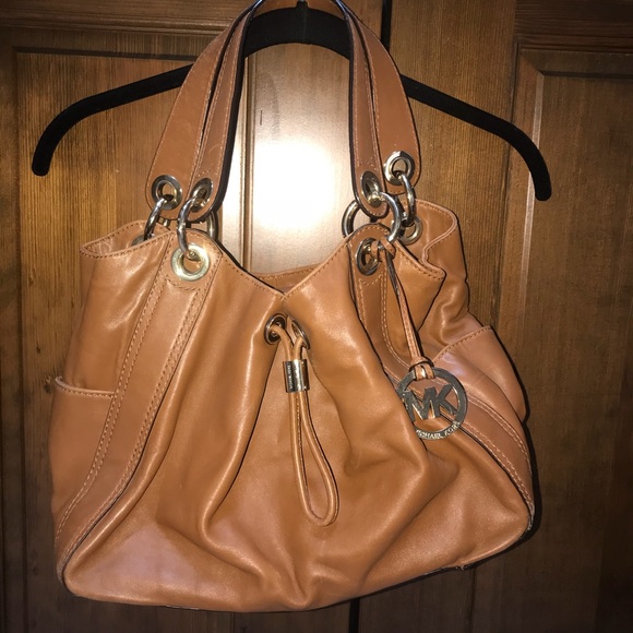 Michael Kors Handbags - Michael Kors Purse